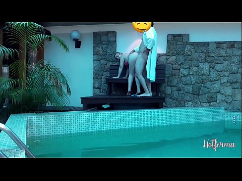 ❤️ Boss ngajak prawan menyang blumbang, nanging ora bisa nolak panas ❤ Video porno ing jv.passionfeverspot.ru ️❤